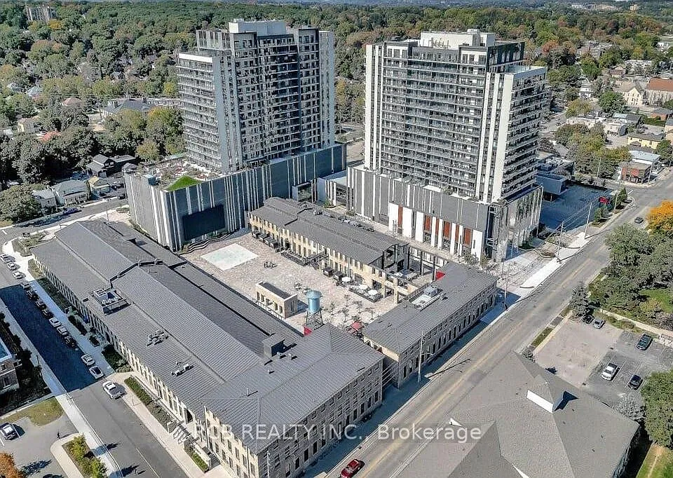15 Glebe St #1008