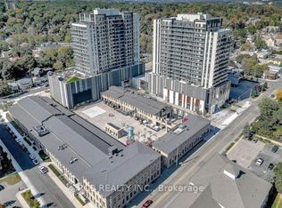 15 Glebe St #1008, Cambridge, ON N1S0C3