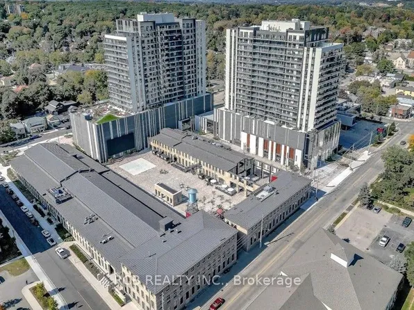 15 Glebe St, Cambridge, ON