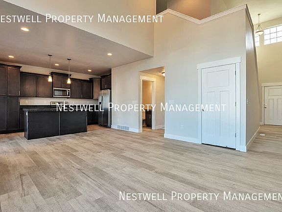 4th image of 2766 W Lacewood Dr
