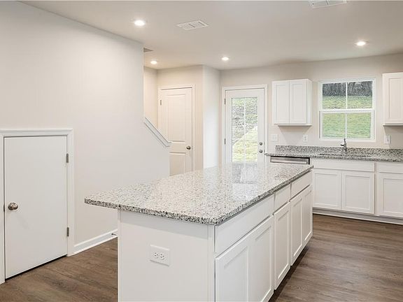 2nd image of 236 Winborne Ln