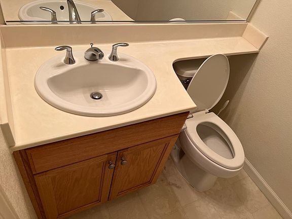 5th image of 1242 Laurel Park Cir