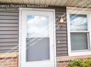 650 East St #9, Coopersville, MI 49404