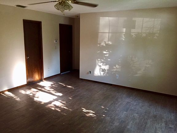 5th image of 2020 Sabal Palm Dr