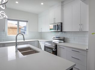 78 Patriot Way #M, Spruce Grove, AB T7X 2W6