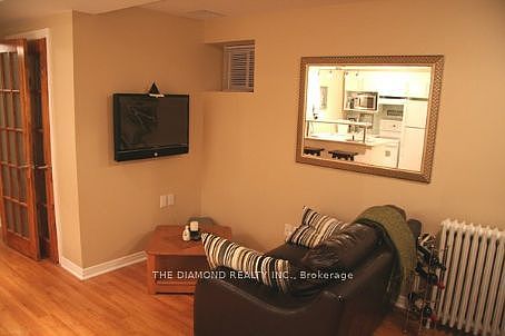 4th image of 334 Hillsdale Ave E #Basement