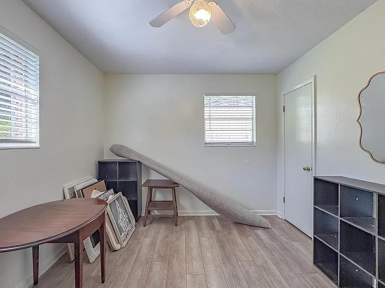 2034 Harriet Dr — Photo 23