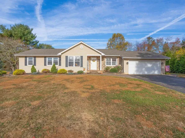 86 Sentry Dr, Bridgeton, NJ 08302