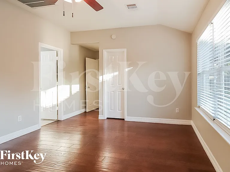 17110 Yeoman Way — Photo 10