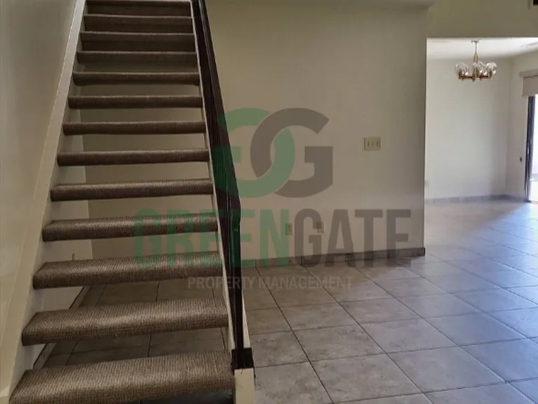 2428 Woodvale Dr — Photo 33
