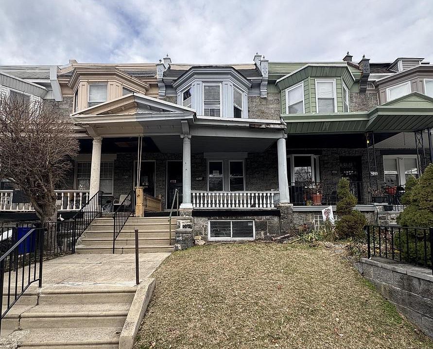 1st image of 4935 Pulaski Ave