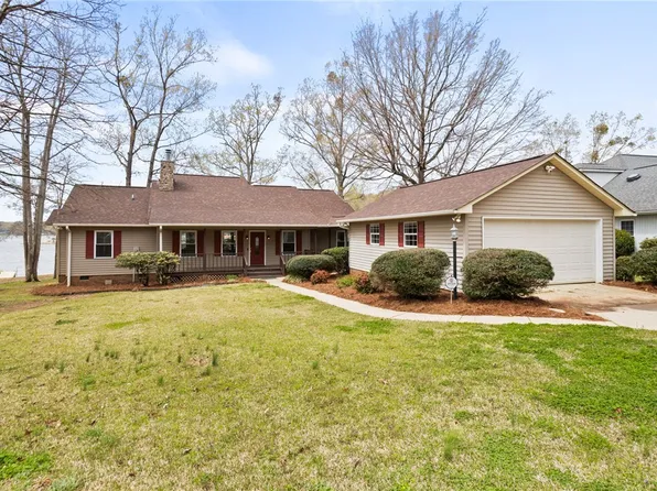 351 Ridge Dr, Laurens, SC 29360