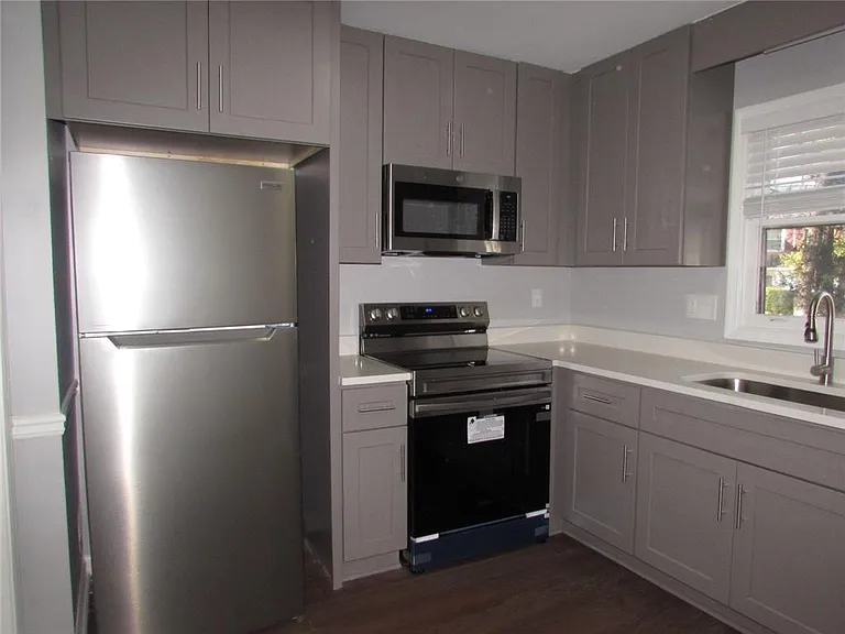 1716 Twin Brooks Dr — Photo 7