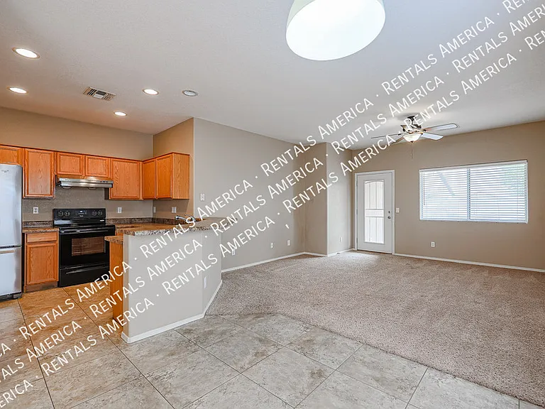 3752 E Woodside Way — Photo 9