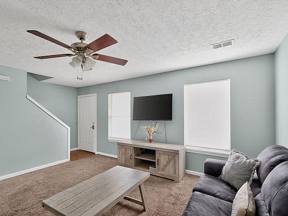 4th image of 502 Tecumseh Trl APT C