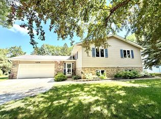 1208 26th St NW, Willmar, MN 56201