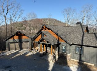 99 Sori Ln, Cashiers, NC 28774