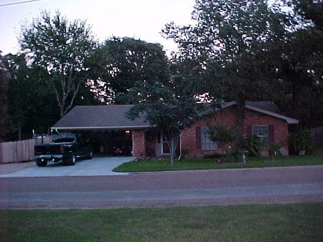2nd image of 208 Liberty St