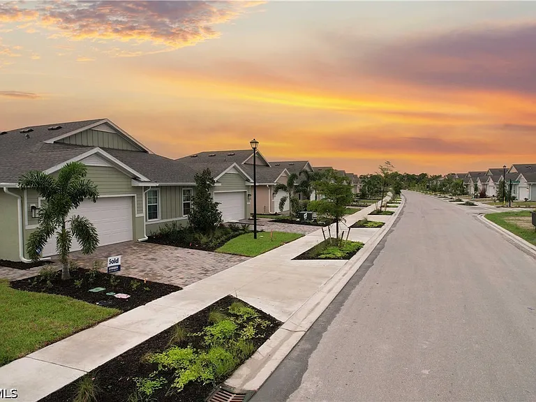 44442 Palm Frond Dr — Photo 28