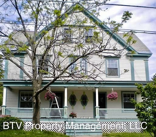 FRONT RIGHT porch goes with this unit!!