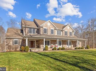 8485 Rogues Rd, Warrenton, VA 20187