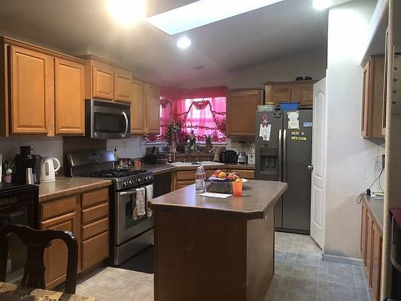 2nd image of 402 63rd St Space 274