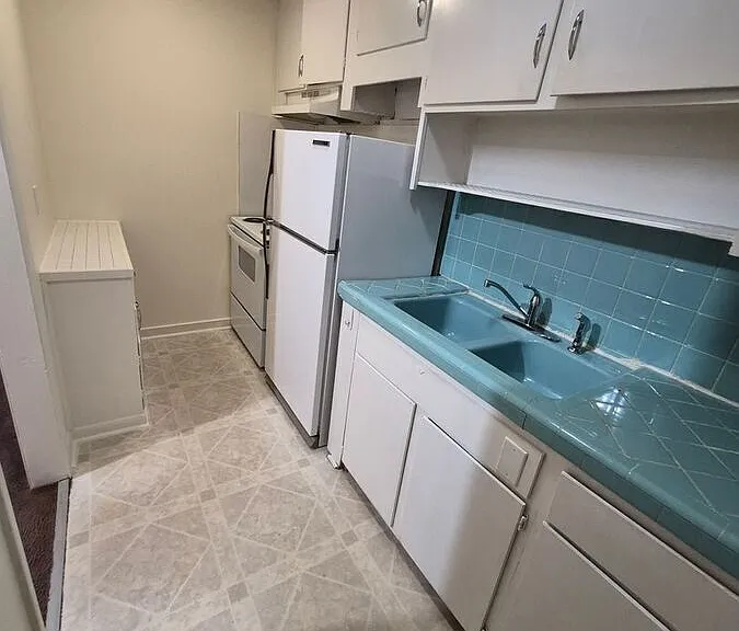 4231 SW 2nd Ave #2 — Photo 15