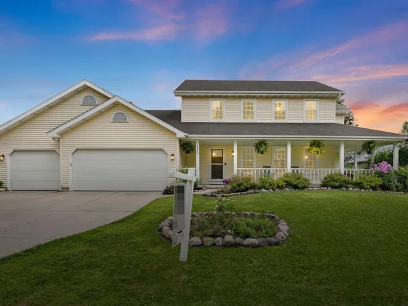 1109 McLean Dr, Madison, WI 53718