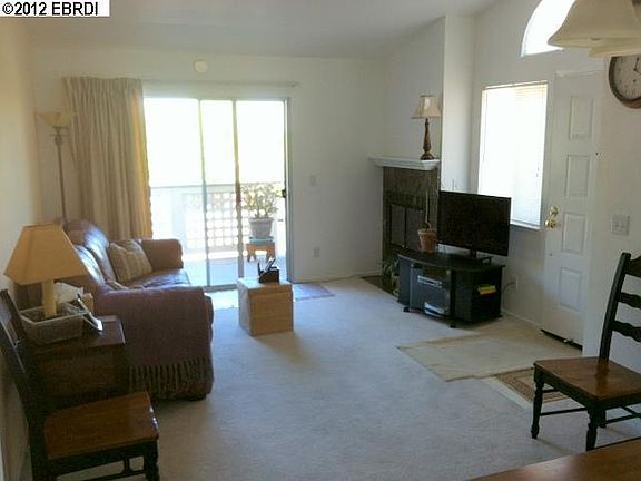 4th image of 326 Sorrento Ct