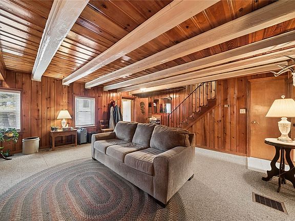 4th image of 2651 Radebaugh Rd