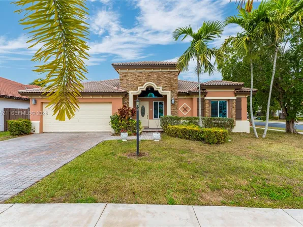 3591 NE 10th Dr, Homestead, FL 33033