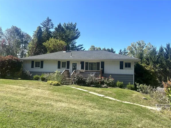 192 Forest Hill Rd, Apalachin, NY 13732