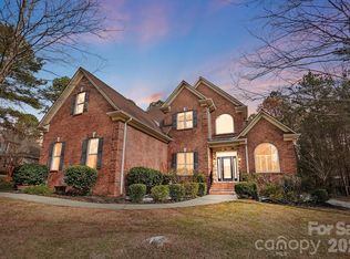 160 Arrow Point Ln, Davidson, NC 28036