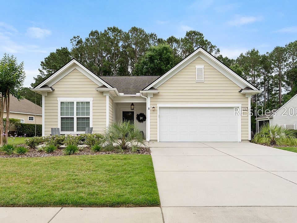 1st image of 74 Bainbridge Way