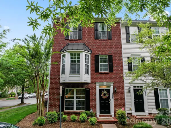 12905 Bullock Greenway Blvd, Charlotte, NC 28277