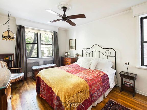 2nd image of 160 W 85th St APT 2D