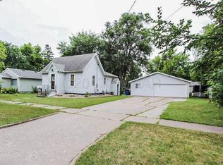 1017 3rd Ave N, Moorhead, MN 56560