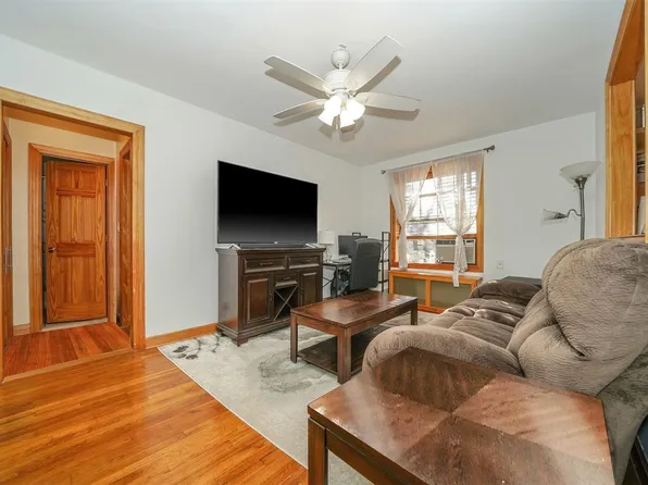 51-34 30th Avenue #3K, Woodside, NY 11377