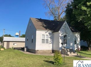 108 7th Ave NE, Sleepy Eye, MN 56085