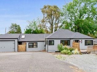 6530 Caldwell Rd, Gladstone, OR 97027