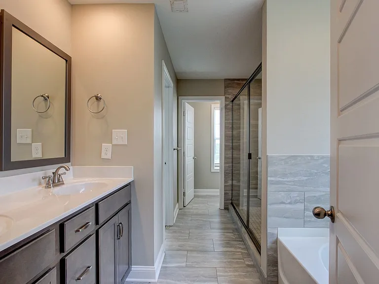 1121 Cardinal Creek Dr — Photo 74