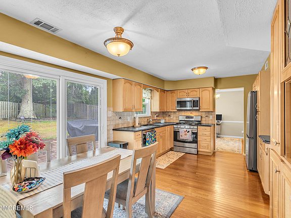 5th image of 7 Moss Haven Way