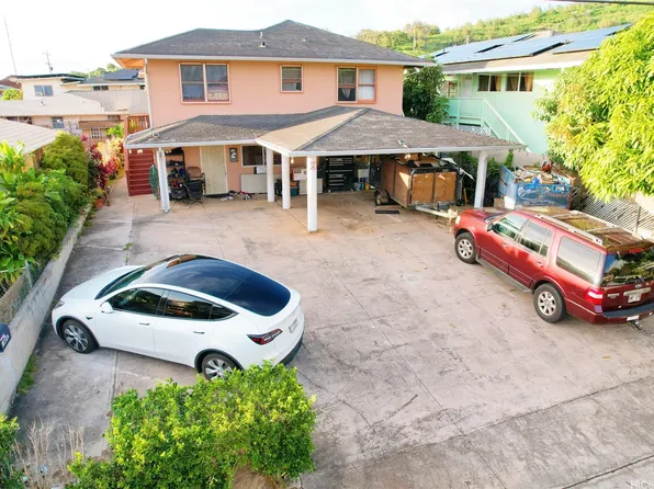 1652 Hauiki St, Honolulu, HI 96819