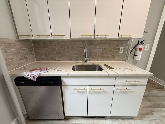 2nd image of 234 52nd St #42E