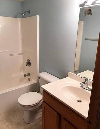 3rd image of 120 Cherry Ct APT 3