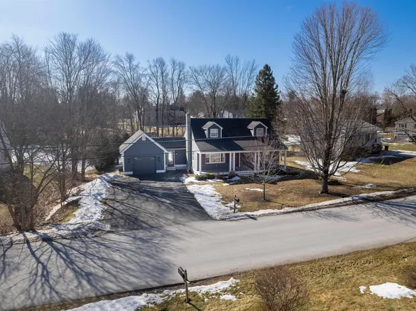 34 Hillcrest Road, Rutland City, VT 05701