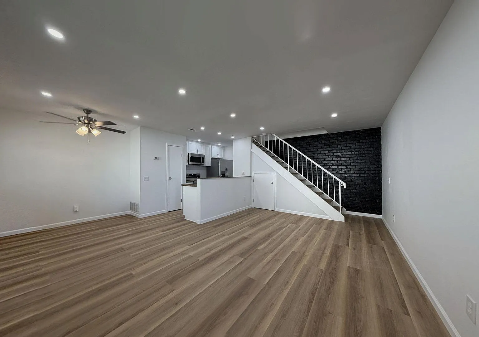 3532 Rainbow Ln - 2 Bed 1 Bath Condo in Highland Available Now! — Photo 1