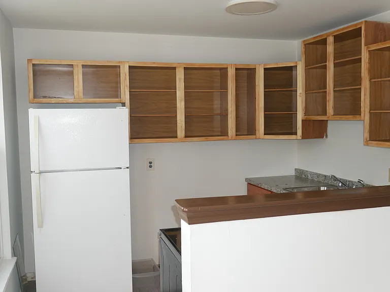 91 1st St #2 — Photo 5