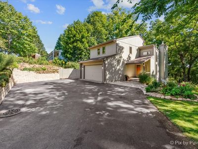 7N905 Woodcliff Dr, South Elgin, IL, 60177