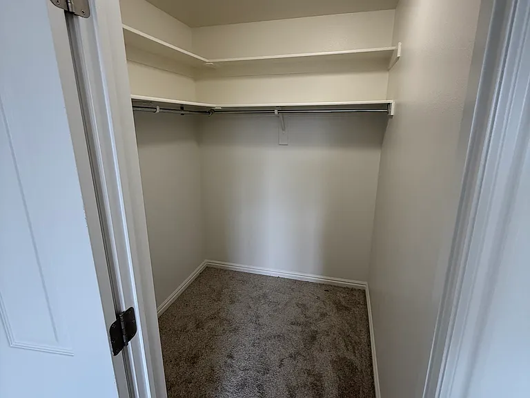21 N Country Bend Rd — Photo 11